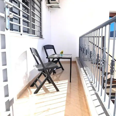 Residence Issrae 1 Nador Exterior photo