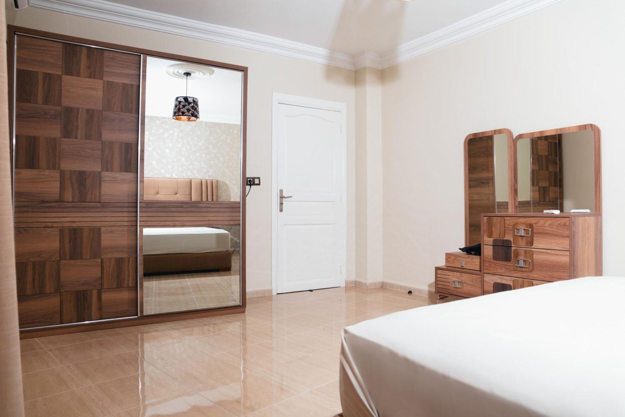 Issrae 1 Apartment *