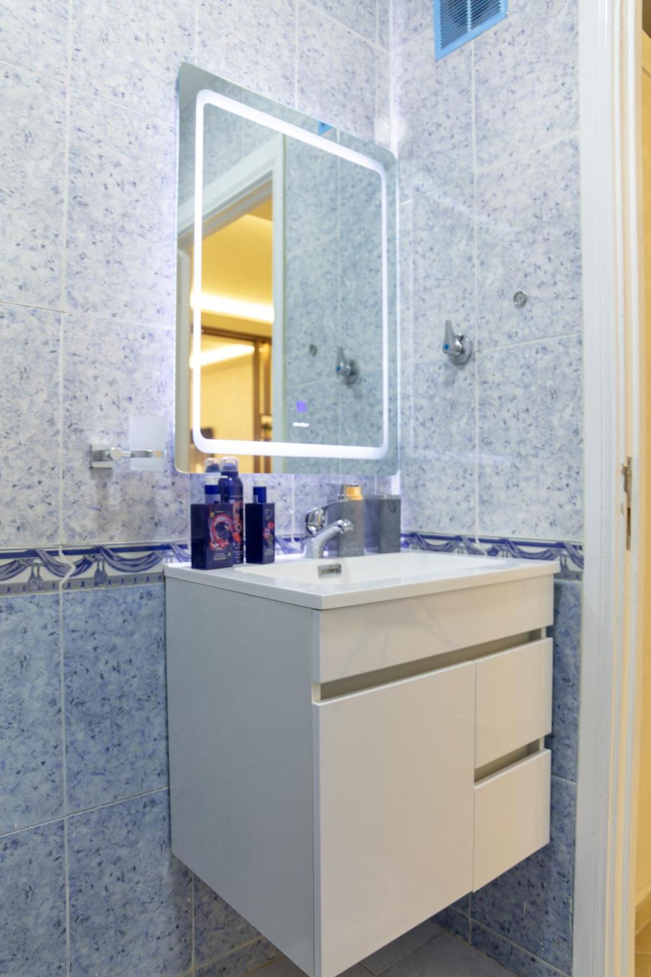 Issrae 1 Apartment